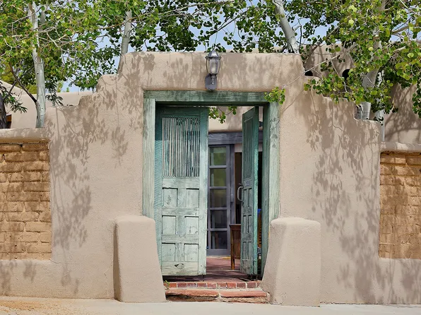 1677 Cerro Gordo Rd #6-6A, Santa Fe, NM 87501