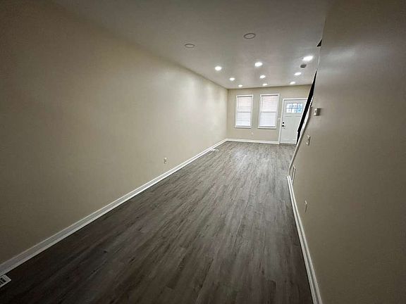 4th image of 68-70 N Olden Ave