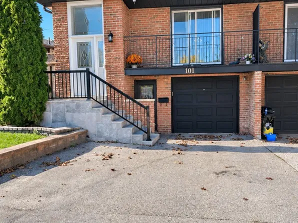 101 Hanson Rd, Mississauga, ON L5B 2E3
