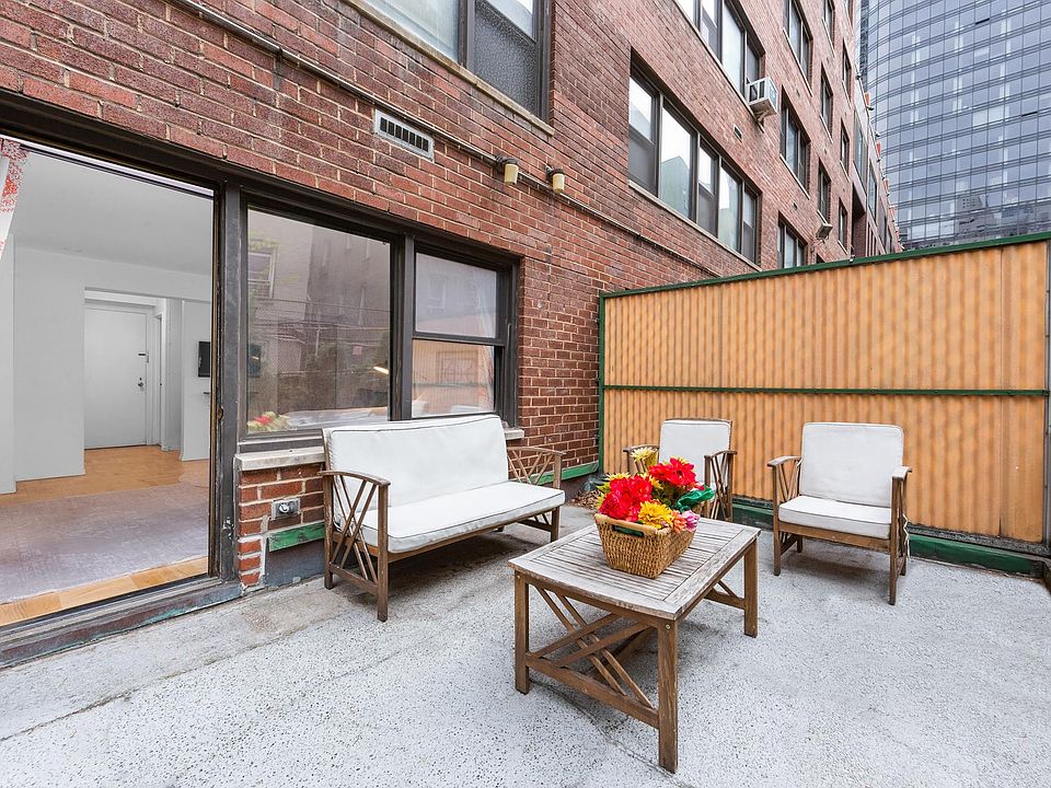 1st image of 220 E 67th St APT 1A