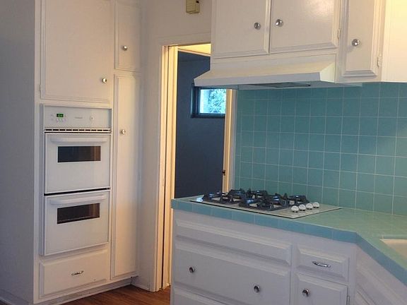 4th image of 303 W Valerio St APT 9