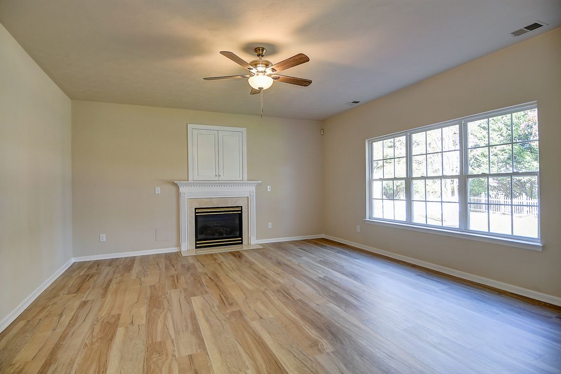 next background image