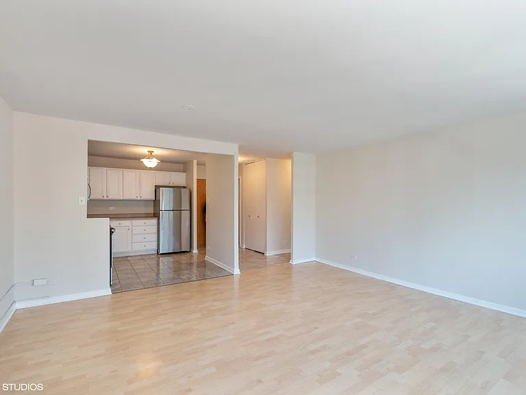 211 E Ohio St #2207 — Photo 5
