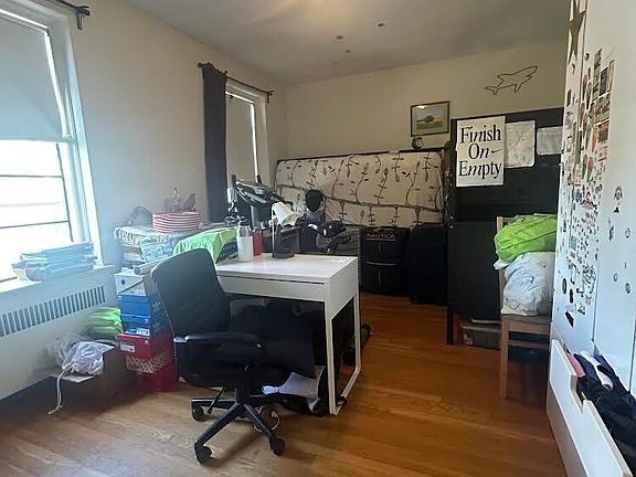 5th image of 89 Longwood Ave #6