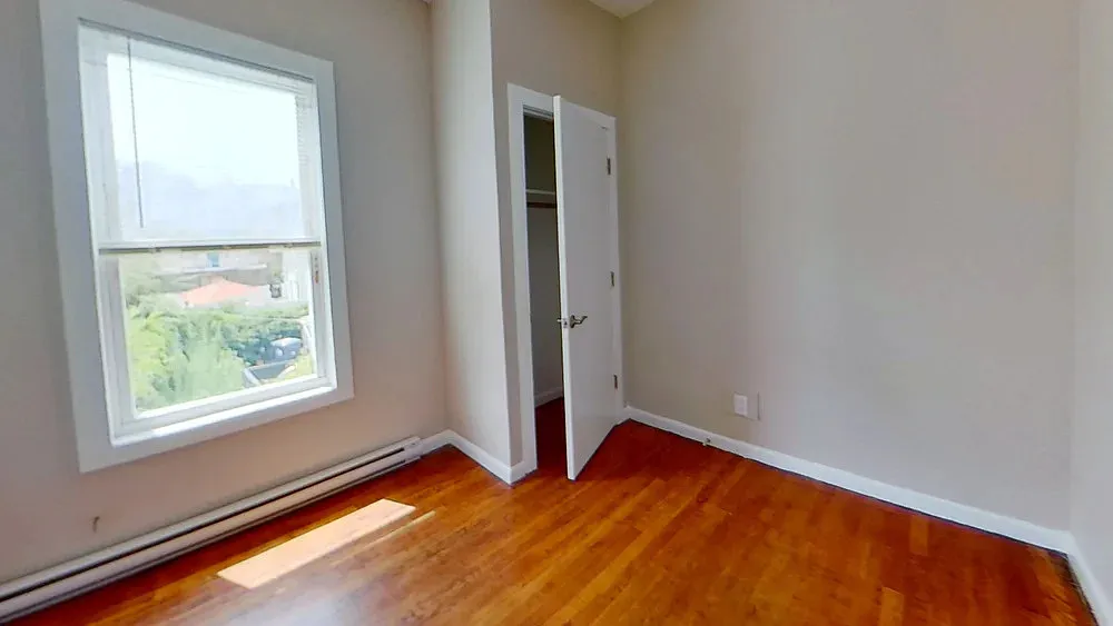 3 bed, 800 sqft, $3,175 — Photo 4
