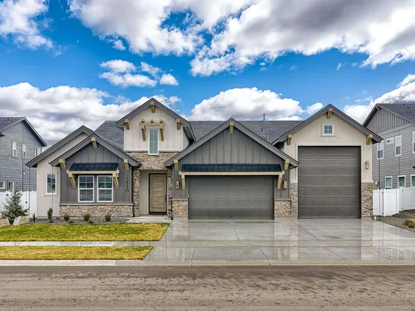 14230 N Goldfinch Ave, Boise, ID 83714