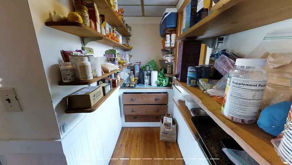 2 bed, $2,995 — Photo 4