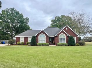 105 Eton Dr, Dothan, AL 36305