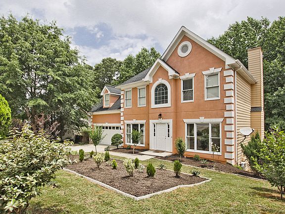 2nd image of 254 Thornbush Ln