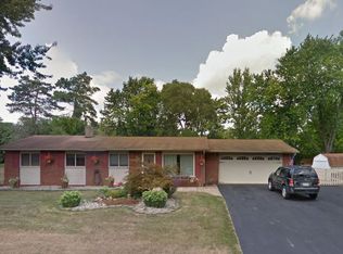 41840 Aspen Dr, Novi, MI 48375
