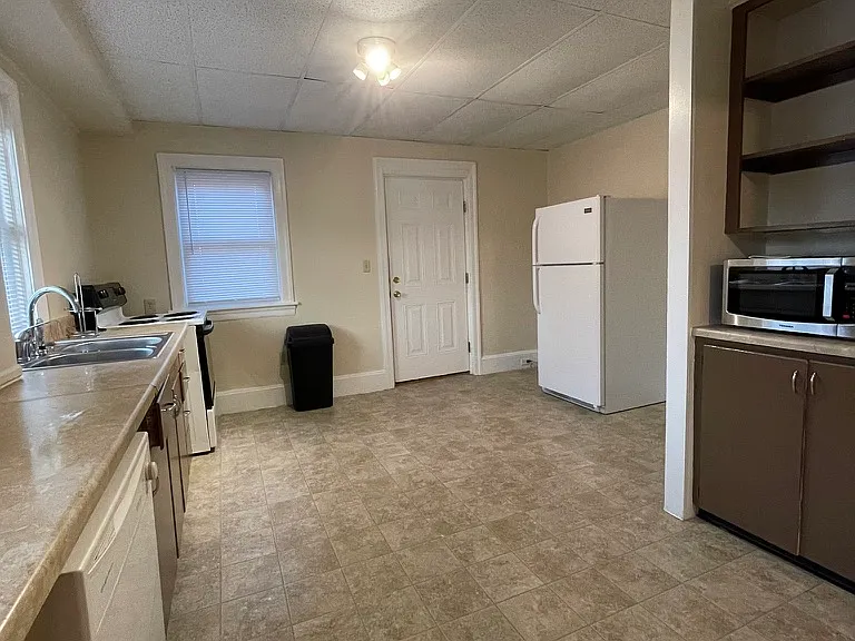 330 Susquehanna St #1 — Photo 4