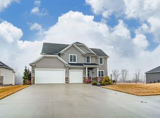 537 E Barrington Pl, Warsaw, IN 46582