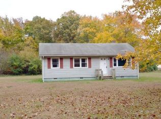 78 Farnham Creek Rd, Warsaw, VA 22572