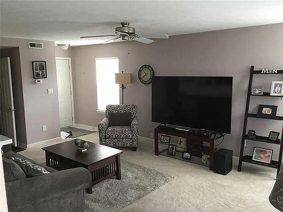 5th image of 9231 Eden Woods Ct