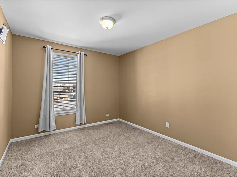 7164 Richmond Dr — Photo 22