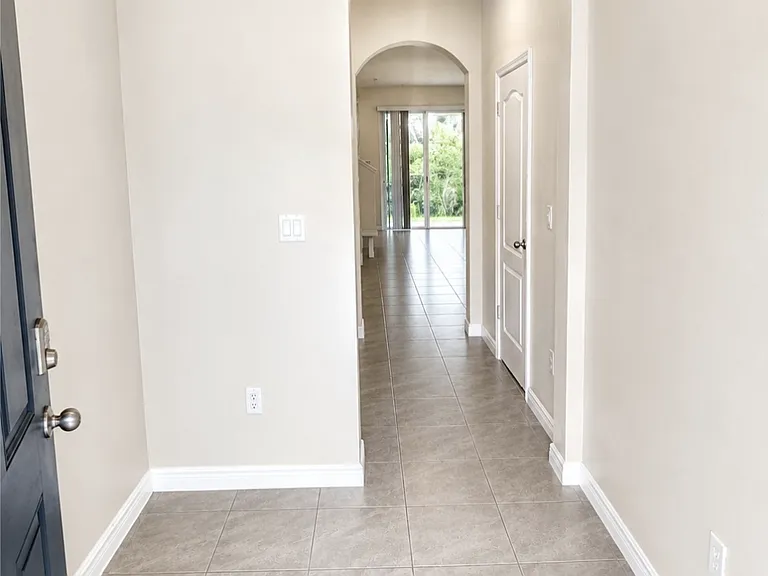 232 Reena Dr — Photo 2