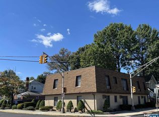 95 4th St, Wood Ridge, NJ 07075