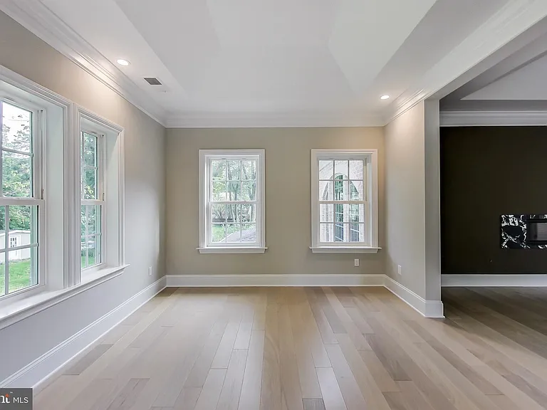 3104 Sleepy Hollow Rd — Photo 26