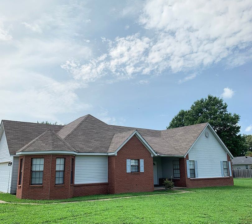 1st image of 2114 Wingate Dr