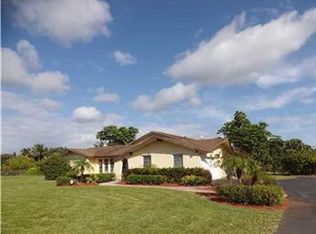 8478 Damascus Dr, Palm Beach Gardens, FL 33418