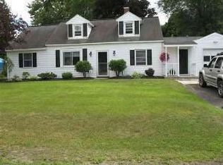 1047 Palazini Dr, Schenectady, NY 12303