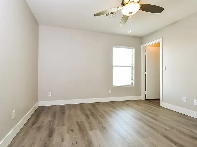 6640 Frances Celia Ave — Photo 13