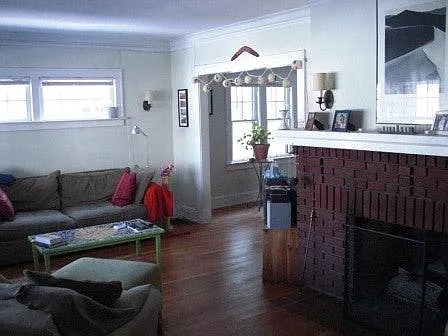 Spacious 21x13 Living Room