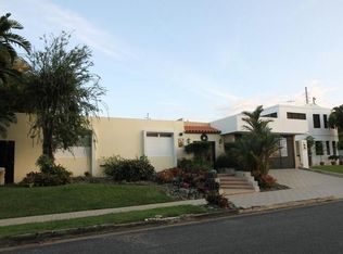 A8 Calle Genova, Guaynabo, PR 00966