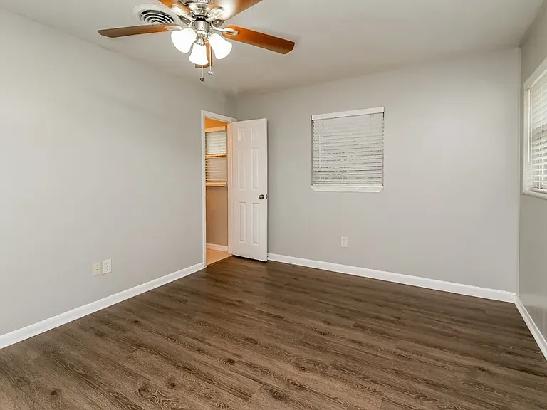 3326 Bougainvillea Dr — Photo 8