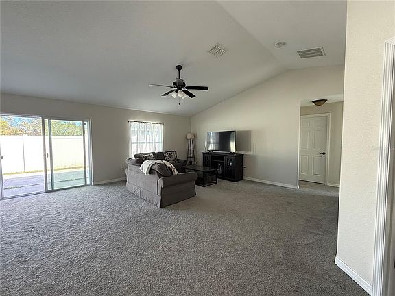 4th image of 15755 SW 27th Avenue Rd