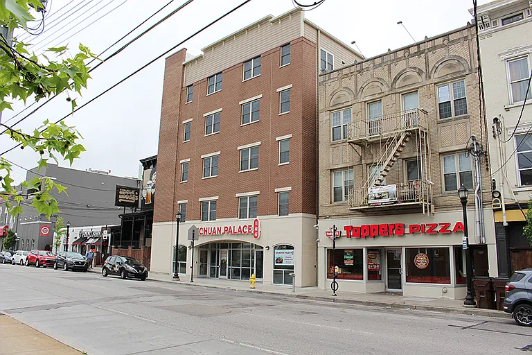 341 Calhoun St — Photo 1
