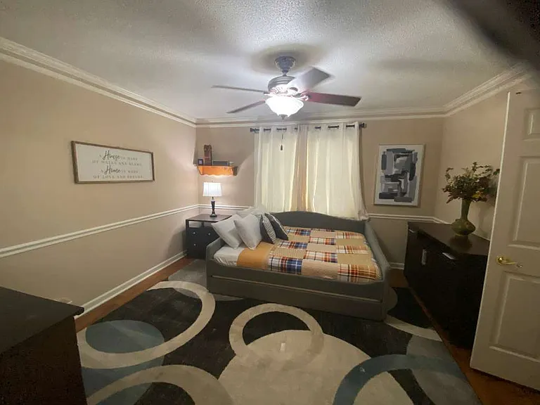 4235 S Germantown Rd — Photo 12