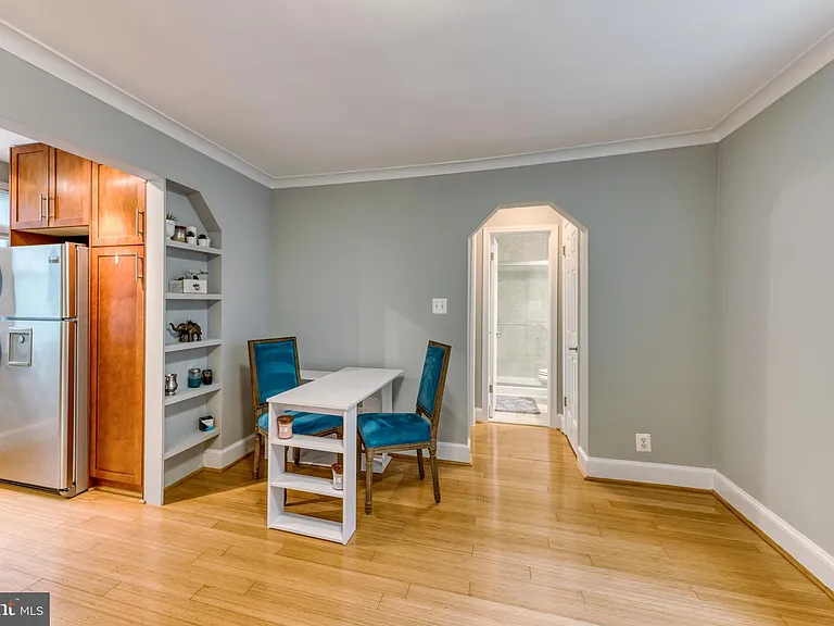 1363 K St SE #202 — Photo 6