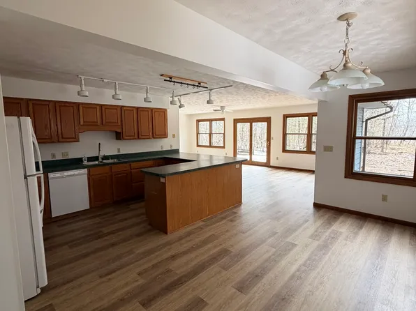 8169 Timbers Trl, Traverse City, MI 49685