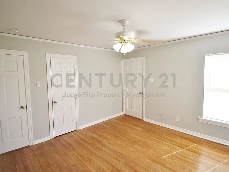 3427 Kinmore St — Photo 13