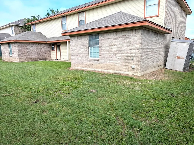 4302 Jeff Scott Dr — Photo 13