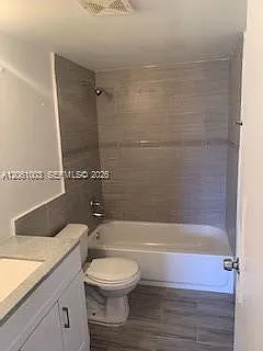 3246 N Pine Island Rd #101 — Photo 12