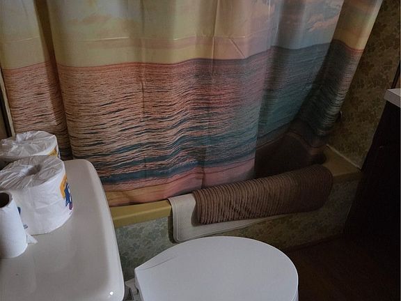 5th image of 6994 Pymatuning Lake Rd