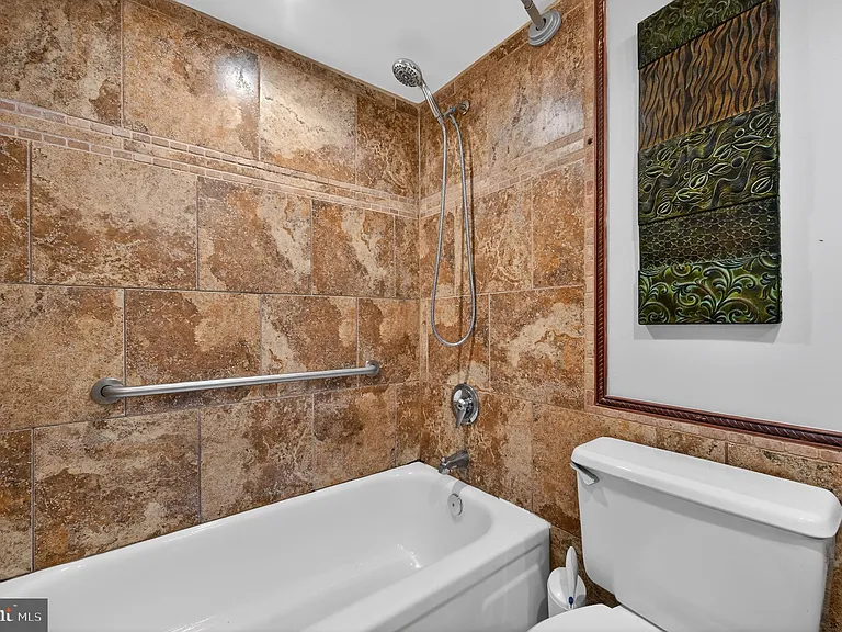 5300 Columbia Pike #701 — Photo 36