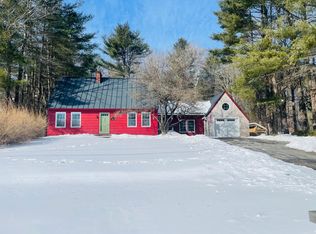 16 Ridge Rd, Waterville, ME 04901