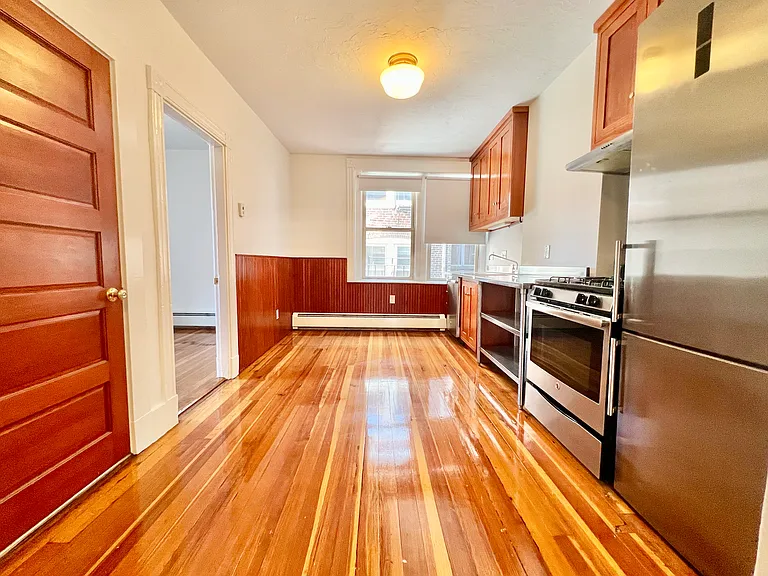 9 Thacher Ct #9 — Photo 6