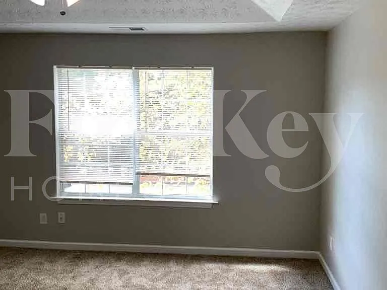 7072 Shenandoah Trl — Photo 9