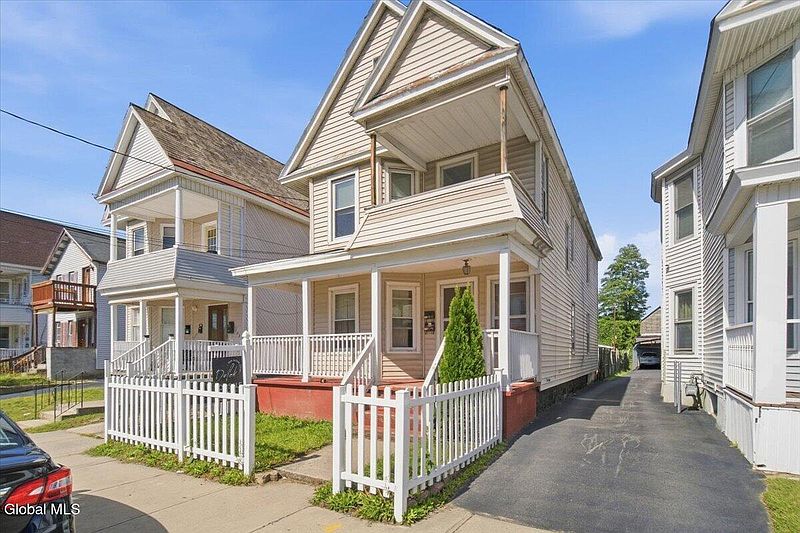 2nd image of 131 Furman Street