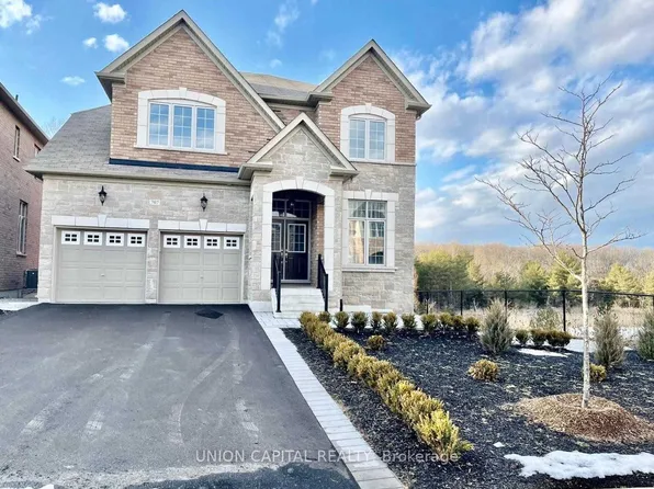 707 Clifford Perry Pl, Newmarket, ON L3X 0J4