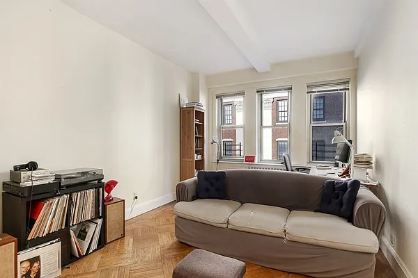 Sold by Citi Habitats | media 7