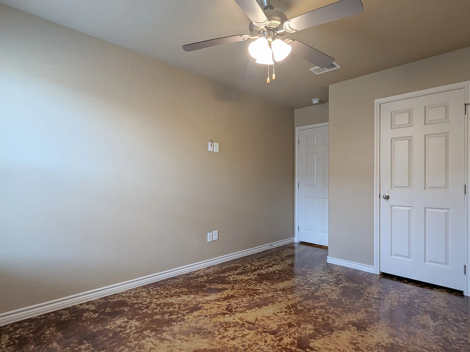 Southwood Hills Phase III — Photo 3