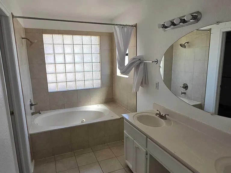 11920 Pueblo Del Rio Way — Photo 9