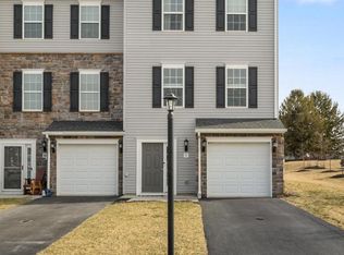 32 Holstein Dr, Hanover, PA 17331
