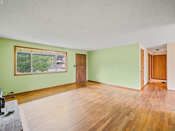 5th image of 2800 NE 98th Ave