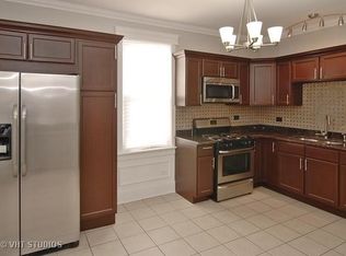 3015 S 49th Ave #2, Cicero, IL 60804